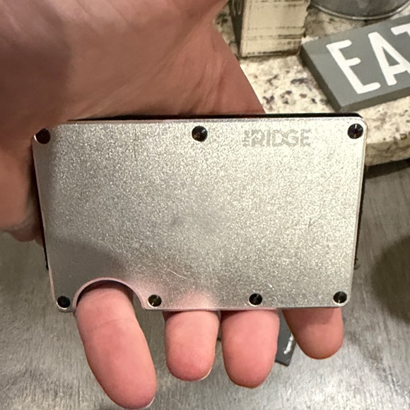 Ridge Silver and Black Card Holder Wallet W/ Money Clip - Picture 3 of 5